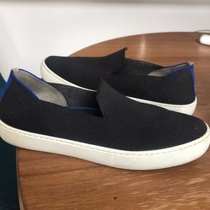 Rothy’s Black Sneaker Size 8